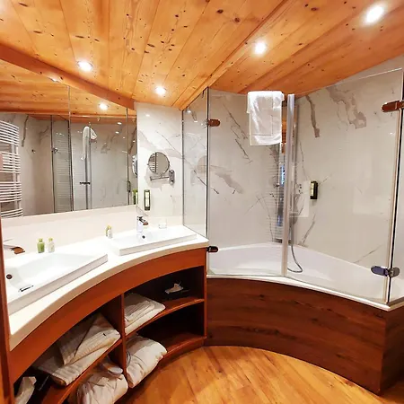 Park Suisse & Hotel 4*